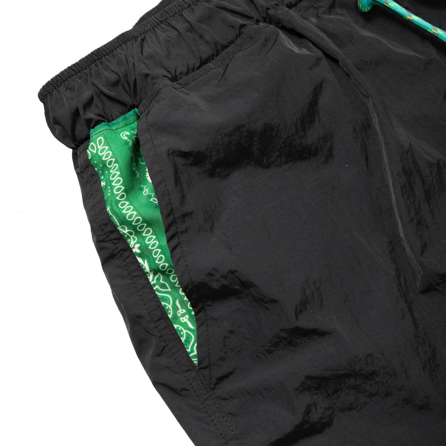 BASIC SHORT BLACK POCKET GREEN